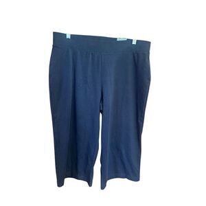 SB Performance Knit Capris Navy Sz L Navy NWT